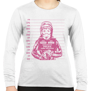 Kaos Gadis Pembalap Tertangkap