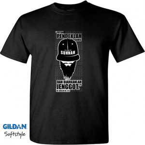 Kaos KAOS KEUTAMAAN BERJENGGOT HITAM