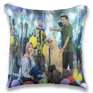 Bantal foto
