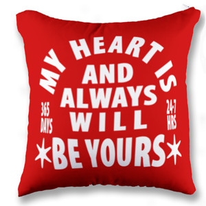 Bantal MY HEART IS YOURS