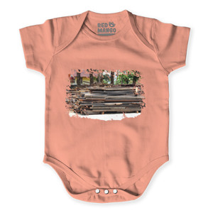 Baby Jumper tumpukan kayu