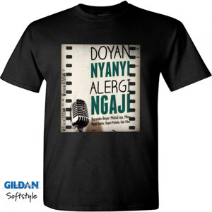 Kaos Doyan Nyanyi