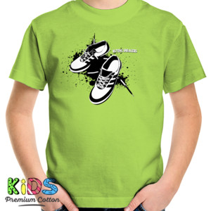 Kaos Hoodie Sneakers