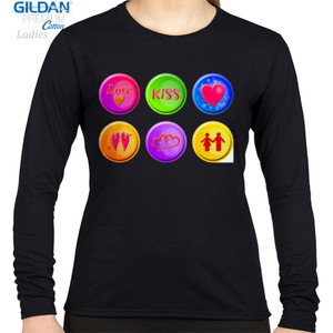 Kaos Kiss Me Love Me