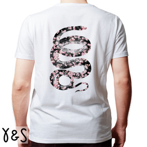 Kaos A Snake of Flowers