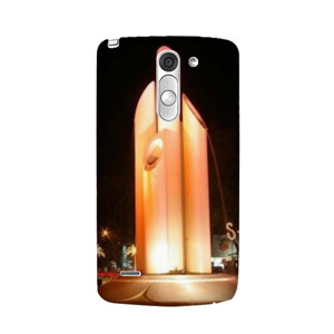 Kota Surabaya - Tugu bambu runcing Casing HP