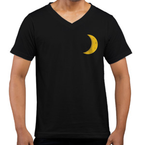Kaos  Bulan Sabit (Crescent Moon)