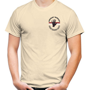 Kaos Angkat Tangan  