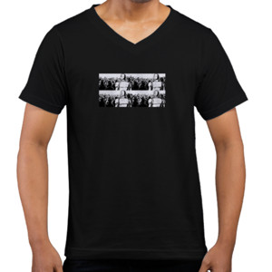 Kaos  ROBOT PENYENDIRI ESTETIK