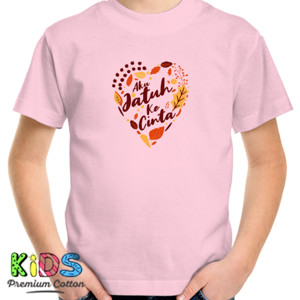 Kaos Aku Jatuh Ke Cinta