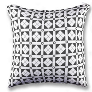 Bantal Black pattern