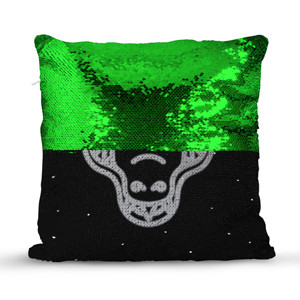 Bantal Ajaib ilustrasi Kepala buaya putih