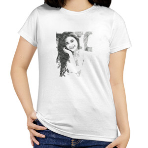 Kaos 7.front_Beauty_woman_sket_pencil_white