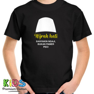 Kaos Hijrah Hati: Jangan Pamer Peci