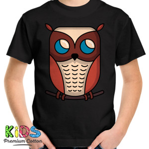 Kaos burung hantu lucu di atas dahan