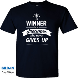 Kaos Motivasi Q003 - A Winner Is Never Give Up