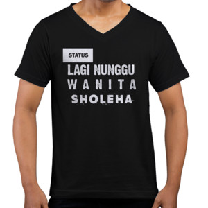 Kaos  KAOS MENUNGGU WANITA SHOLEHA