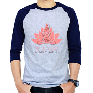 Kaos Raglan Yoga Pose