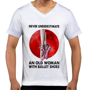Kaos  Never Underestimate An Woman With A Ballet Shoes -