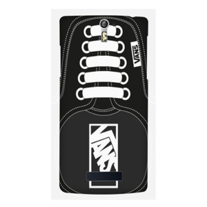 Motif Sepatu Hitam Bikin HP Kamu Keren Casing HP