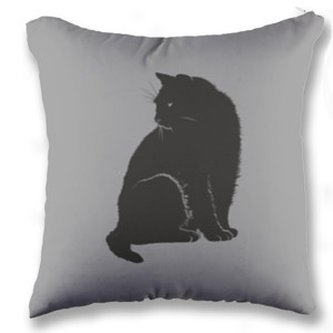 Bantal Black Cat, Kucing Hitam