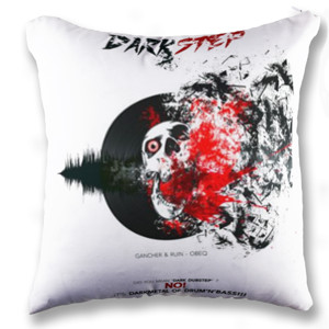 Bantal DARKSTEP