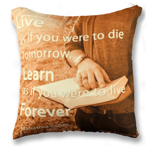 Bantal Bantal Kotak Live Forever