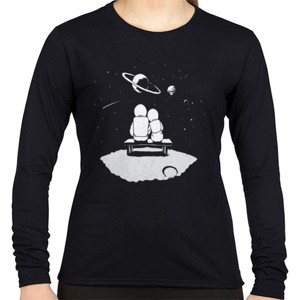 Kaos Baju Kaos Murah Astronaut sits on bench