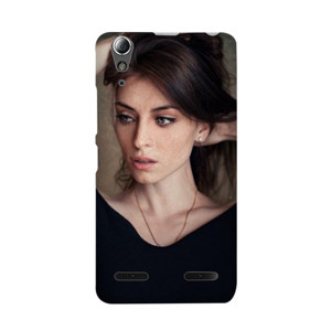Women in Frame Casing HP
