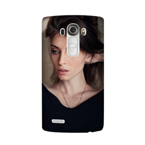Women in Frame Casing HP