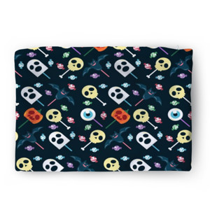 Sarung Bantal Halloween Candy Pattern Vector