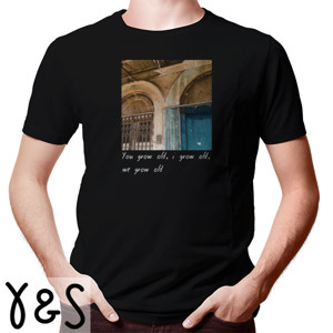 Kaos pintu biru (2)
