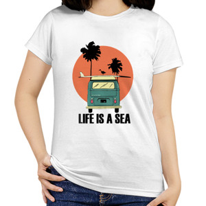 Kaos T-shirt life is a sea