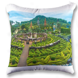 Bantal BANTAL UNIK YANG KEREN