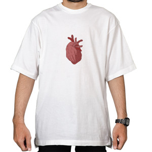 Kaos Oversize Heart Made by Hands