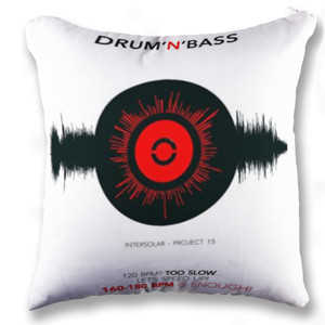 Bantal DRUM AND BASS