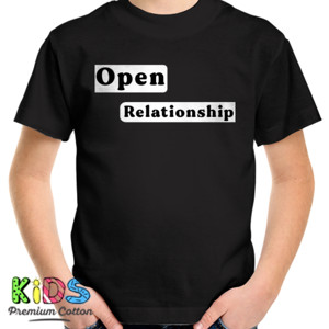 Kaos Open Relasi
