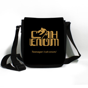 Tas Selempang Javanese Themed Sling Bag “Cah Enom”