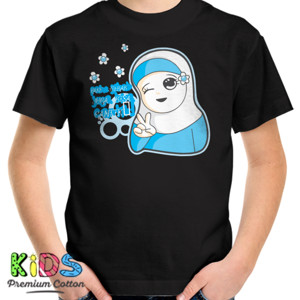 Kaos Pake Jilbab juga Cantik