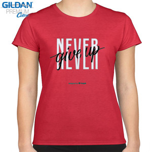 Kaos Gildan Soft Style Never Give Up