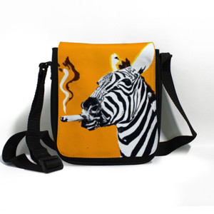 Tas Selempang Tas Selempang Dengan Gambar Zebra dan Rokok