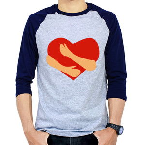 Kaos Raglan Peluk Cinta