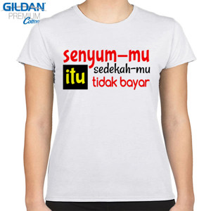 Kaos senyummu itu sedekahmu