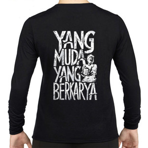 Kaos Yang muda yang berkarya Andeska