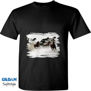 Kaos Baju Dengan Gambar Kuda Ditengah Salju