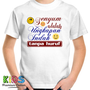 Kaos Senyum adalah ungkapan indah tanpa huruf