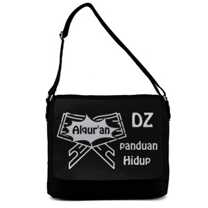 Tas Selempang Tas Sekolah Alquran Sebagai Panduan Hidup
